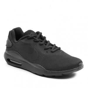 *SOLD** Nike Air Max Oketo Sneaker